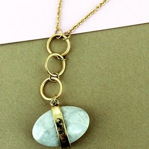 2 /$10- GOLDTONE WHITE HOWLITE OVAL GEM NECKLACE